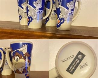 Warner Bros. Studio Store
Set of 4 Vintage Looney Tunes Tall Mugs