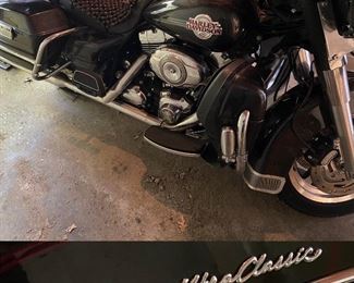2007 Harley Davidson Ultra Classic, we think it has about 10,000 miles on it .
