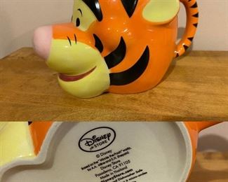 Disney Store Thailand Tigger Mug