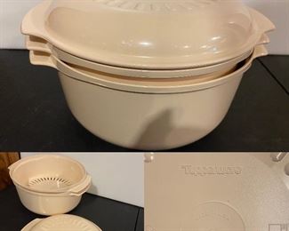 3 pc Almond Microwaveable Tupperware