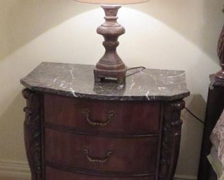 Pulaski Foxcroft nightstands, lamps