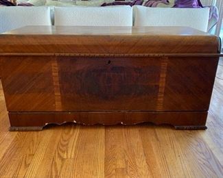 Vintage lane cedar chest $200