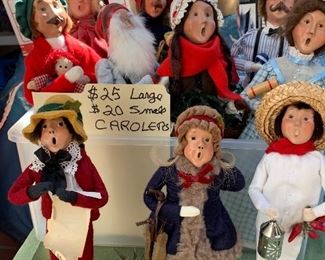 Byer's Choice Christmas Carolers 