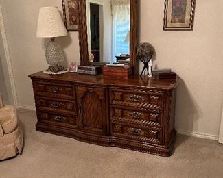 Queen Bedroom Set
