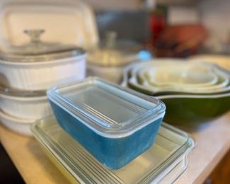 Vintage pyrex