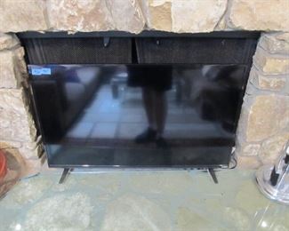 40" Visio TV