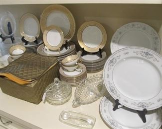 Exquisite fine china & porcelain