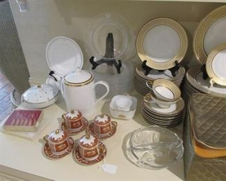 Exquisite fine china & porcelain