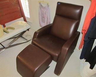 Super nice & comfy leather recliner/rocker w/ ottoman
