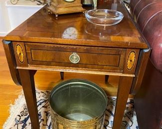 Hekman Pembroke Table