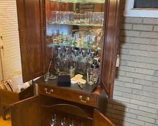 Davis Cabinet Company Bar