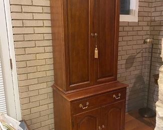 Davis Cabinet Company Bar