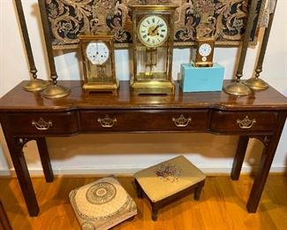 Davis Cabinet Company Sofa Table