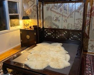 White Furniture Queen Bed