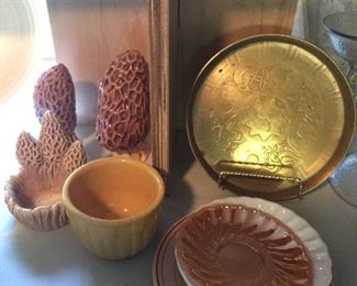 This assortment is perfect to add some fall flair. Mushroom salt and pepper shakers and trinket dish, custard cup, small metal platter and miscellaneous dishes.