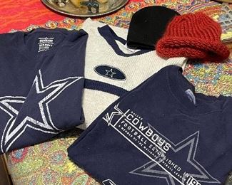 *PRESALE AVAILABLE FOR CLOTHING OR ACCESSORIES* If you are interested in bulk buying or see something you really like, please call to schedule an appointment. Appointment available from 10AM-6PM Mon-Wed. Thank you!