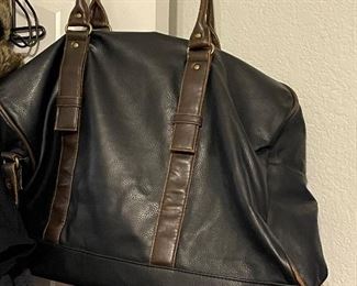 *PRESALE AVAILABLE FOR CLOTHING OR ACCESSORIES* If you are interested in bulk buying or see something you really like, please call to schedule an appointment. Appointment available from 10AM-6PM Mon-Wed. Thank you!