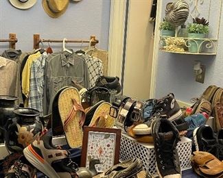 *PRESALE AVAILABLE FOR CLOTHING OR ACCESSORIES* If you are interested in bulk buying or see something you really like, please call to schedule an appointment. Appointment available from 10AM-6PM Mon-Wed. Thank you!