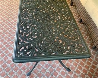 Cast Aluminum Outdoor Coffee Table