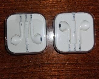 Apple earbuds