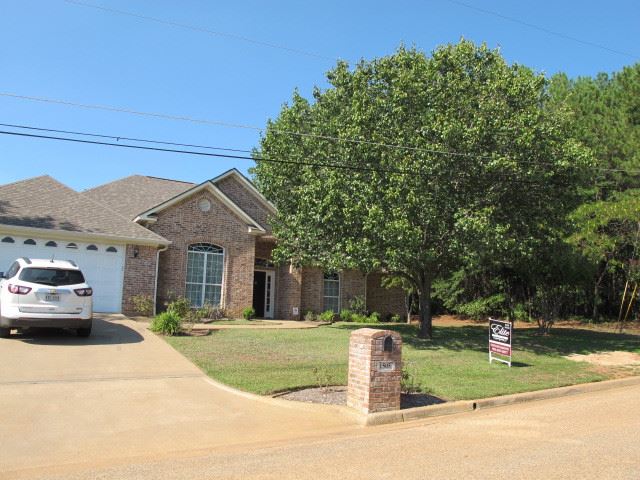 The beautiful, very well maintained home is for sale also.