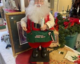 26" HOLIDAY CREATIONS, Animated Santa's Workshop 