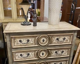HOOKER FURNITURE CO. (est. 1924) Large, well-made, 3-Drawer Wooden Chest with Painted Detailed Design