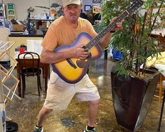 Savannah Electric Acoustic Guitar (Sorry, Don's not for Sale!)