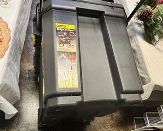 STANLEY MOBILE JOB CHEST 