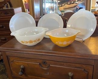 c.1950's PYREX 9" Dinner Plates (3) and a 2-Piece Butterfly Gold Mixing Bowls (c.1972-1981)