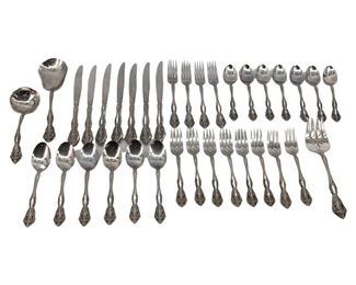 35pc. Oneida Stainless Steel Assorted Cutlery Set
