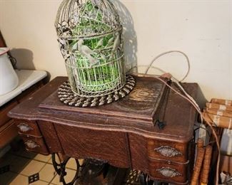 Singer sewing machine