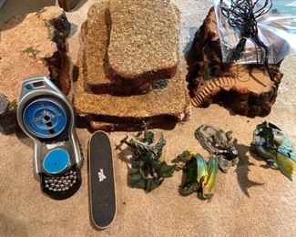  Dragons & Displays