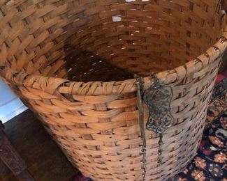 cotton/wool gathering basket