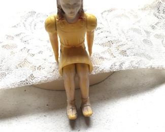 Jointed Vintage girl approx 5"