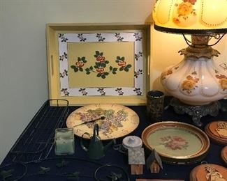 LOvely Yellow serving tray, floral clock, floral picture and look at this beautiful lamp