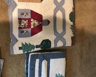 Wonderful Full size quilt with two pillow shams
