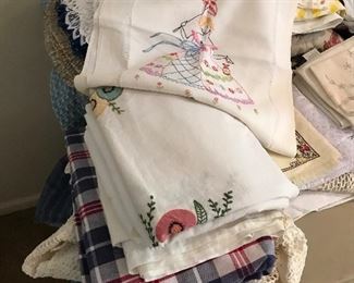 Very nice linens - tableclothes, napkins, towels, comforter sets, sheets, pillows, afghans, blankets, throws etc