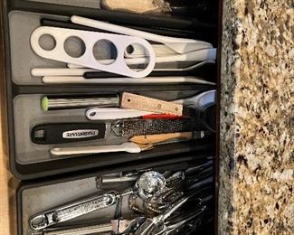 All kinds of kitchen utencils