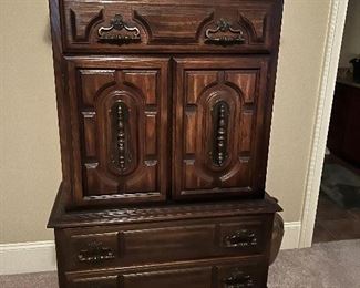 Armoire