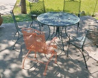 Metal mesh patio table and chairs