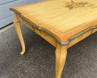 Super cute Country Table