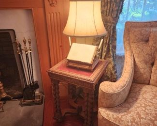 book stand lamp: 22"h, table: 24 x 18 x 18