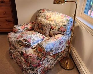 33h x 36w x 34d, brass lamp: approx 40"h (adjustable)