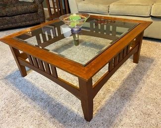 Ethan Allen Mission style coffee table                                                                         Measures: 38" square