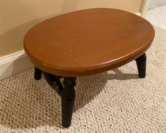 Oval Stool