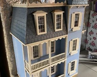 Petite Dreams Doll House w/ Furnishings