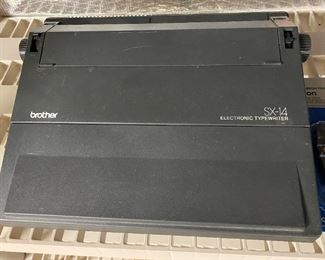 Brother SX-14 Electronic Typewriter