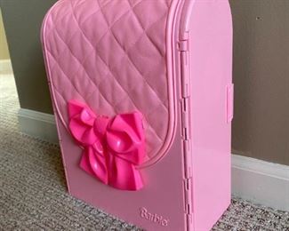 Barbie Bed and Bath Playset House foldup pink case/purse doll set