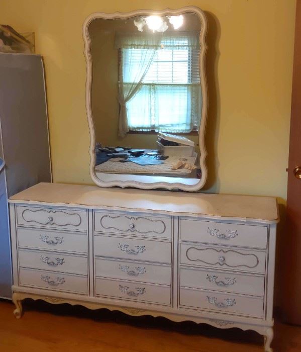 French Provincial Style Dresser With Mirror https://ctbids.com/estate-sale/17888/item/1780470